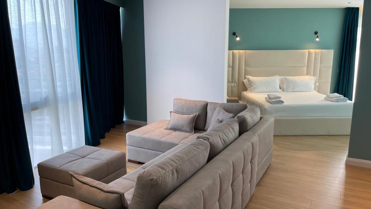 Granda 4* Tirana